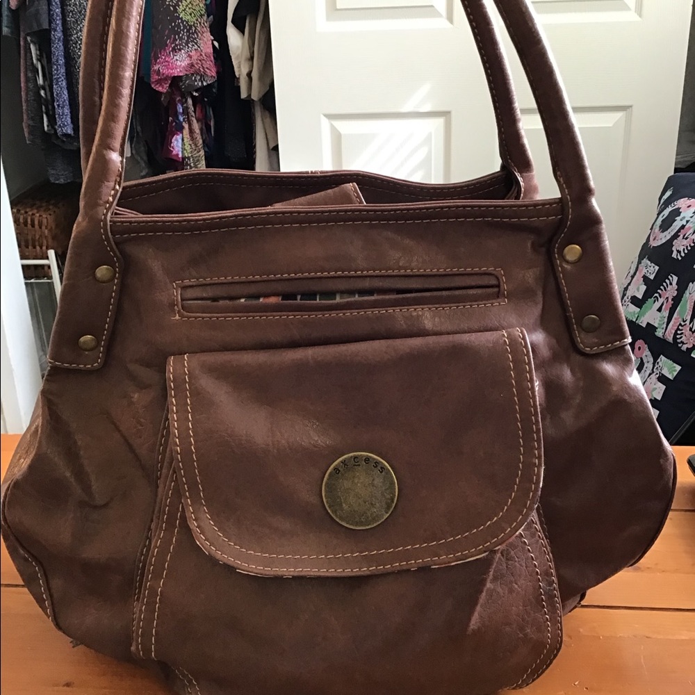 Hobo Axcess Bag